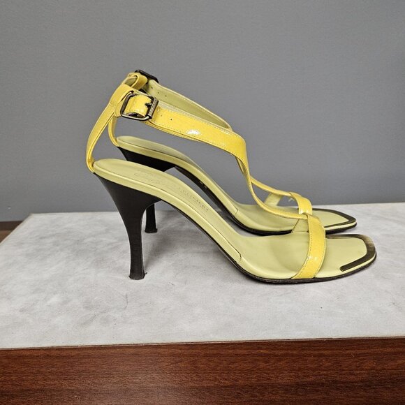 Donald J Pliner Yellow Patent Leather Sandals - Picture 2 of 4